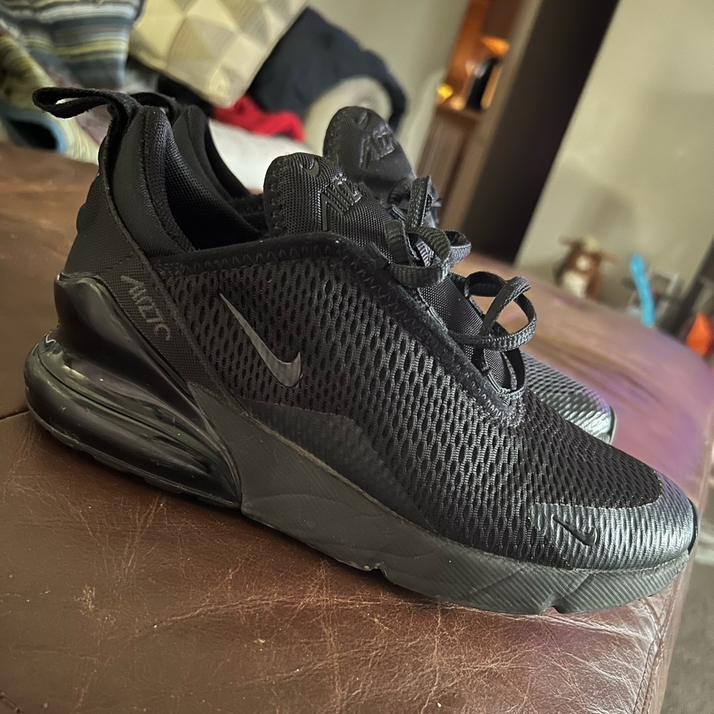Nike Air Max 270